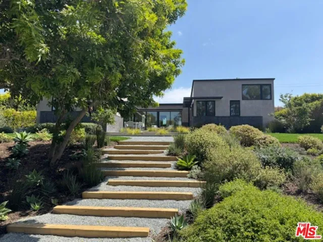6565 Dume Drive, Malibu, California 90265
