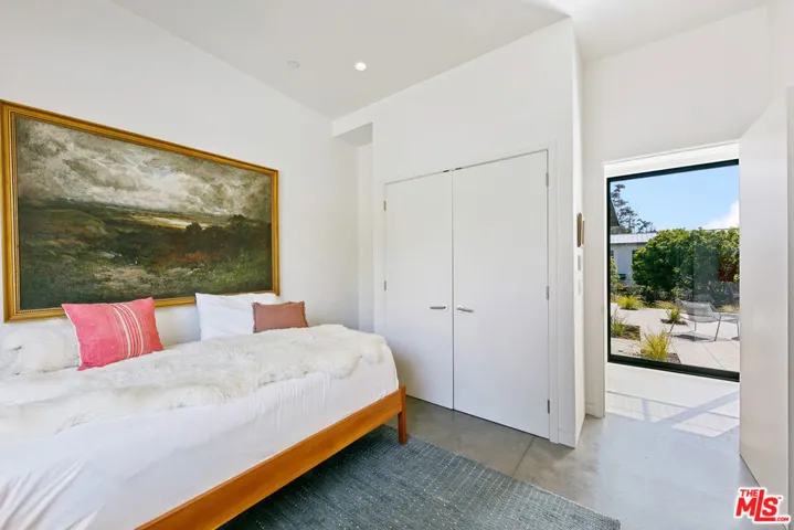 6565 Dume Drive, Malibu, California 90265
