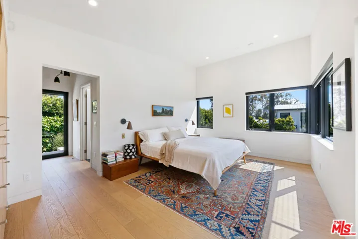 6565 Dume Drive, Malibu, California 90265