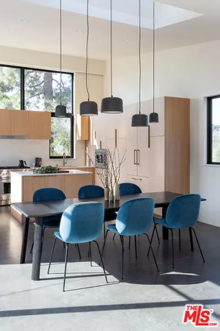 6565 Dume Drive, Malibu, California 90265