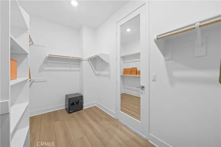 608 Chinon, Irvine, California 92618