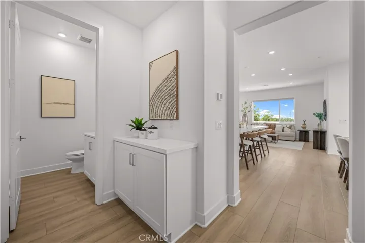 608 Chinon, Irvine, California 92618