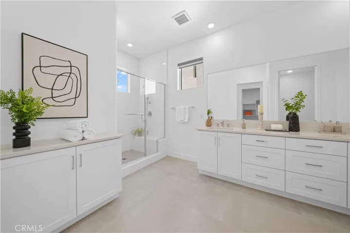 608 Chinon, Irvine, California 92618