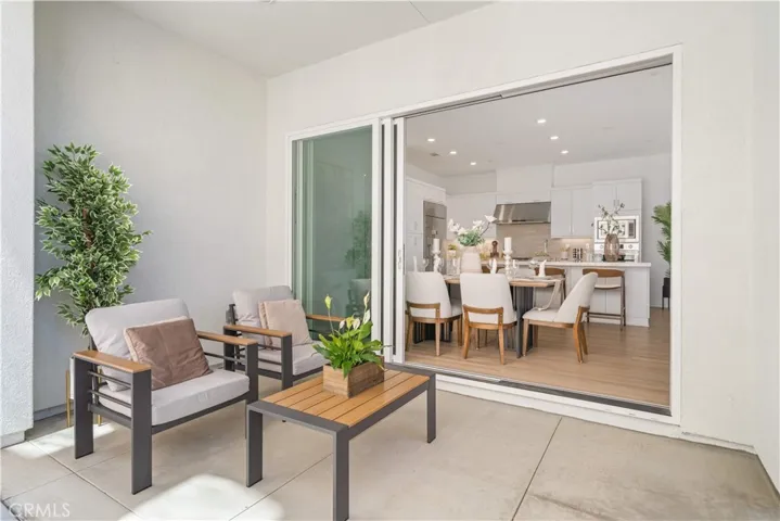 608 Chinon, Irvine, California 92618