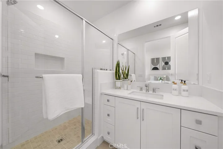 608 Chinon, Irvine, California 92618