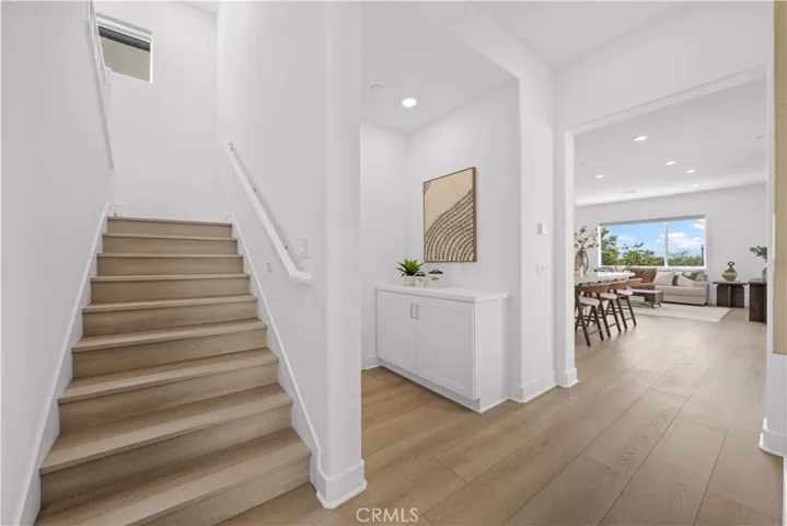 608 Chinon, Irvine, California 92618