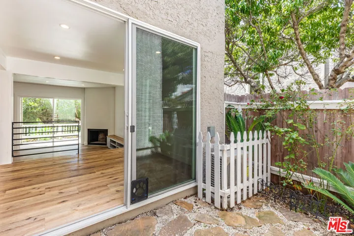 Private Courtyard