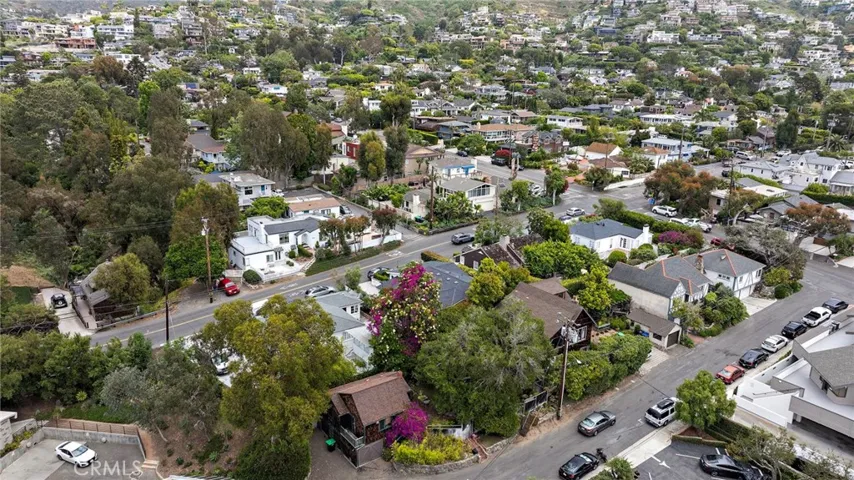 1560 Galen Drive, Laguna Beach, California 92651