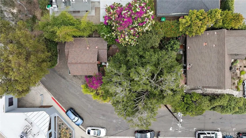 1560 Galen Drive, Laguna Beach, California 92651