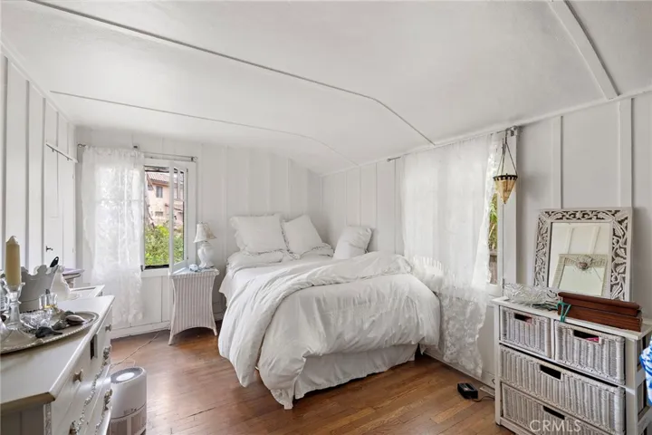 1560 Galen Drive, Laguna Beach, California 92651
