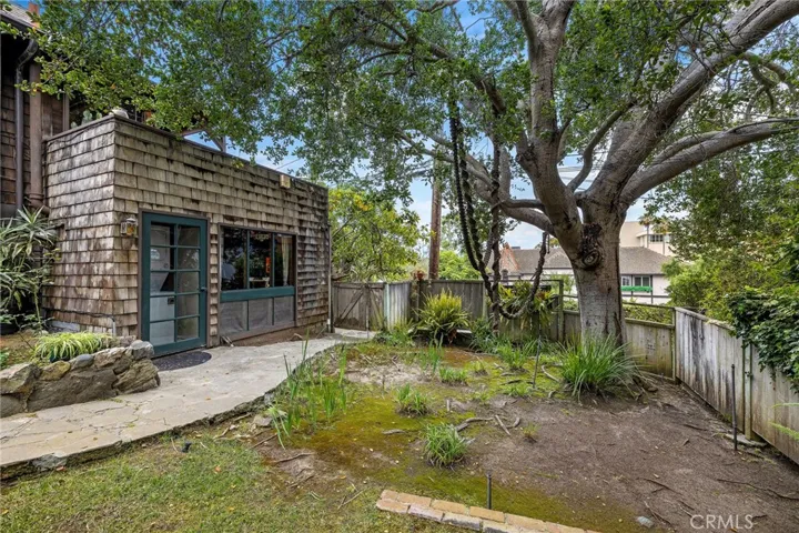 1560 Galen Drive, Laguna Beach, California 92651