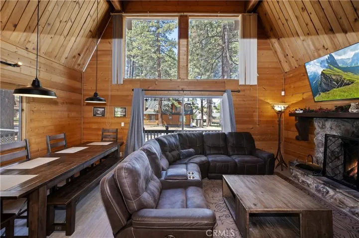 551 Conklin Road, Big Bear Lake, California 92315