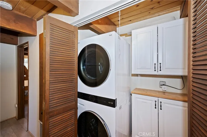 551 Conklin Road, Big Bear Lake, California 92315