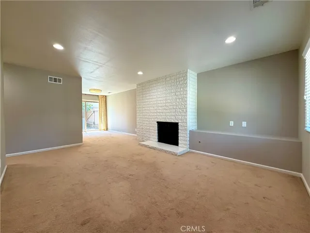 1365 Lafayette Road C, Claremont, California 91711
