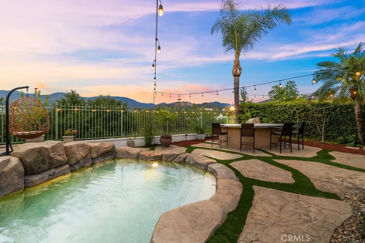21 Summitcrest, Rancho Santa Margarita, California 92679