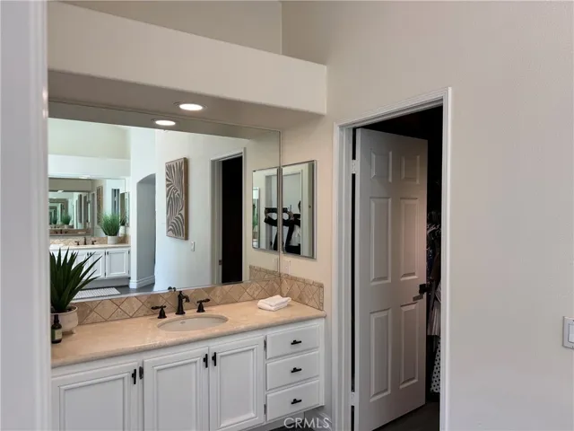 21 Summitcrest, Rancho Santa Margarita, California 92679
