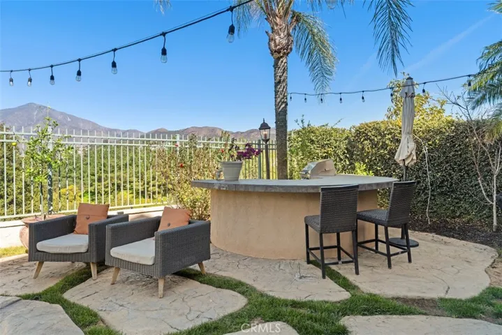 21 Summitcrest, Rancho Santa Margarita, California 92679