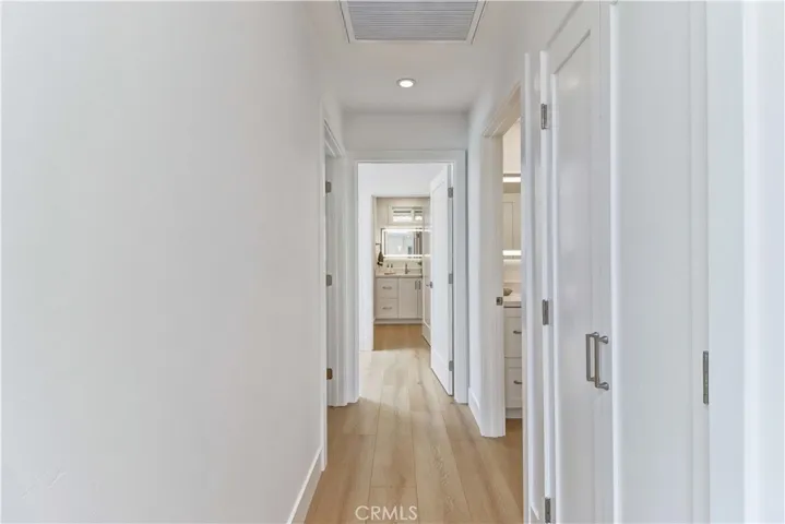 Hall to Bedrooms