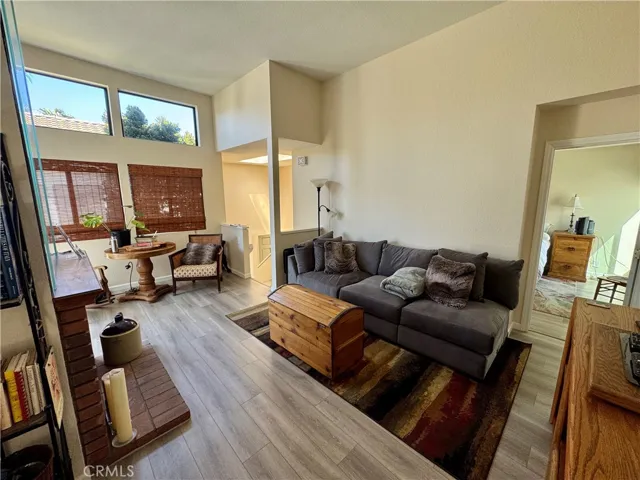 2336 Elden B, Costa Mesa, California 92627