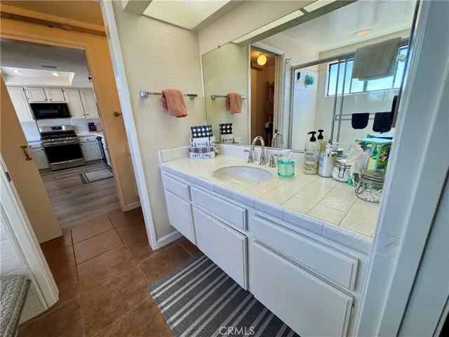 2336 Elden B, Costa Mesa, California 92627