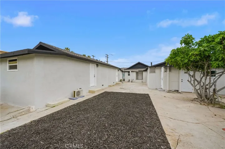 1279 Vine, San Bernardino, California 92411