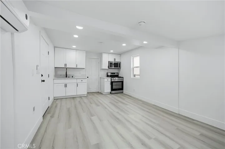 1279 Vine, San Bernardino, California 92411