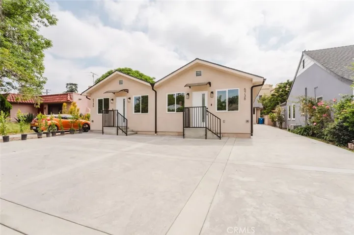 5738 Beck Avenue, North Hollywood, California 91601