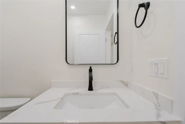 5738 Beck Avenue, North Hollywood, California 91601