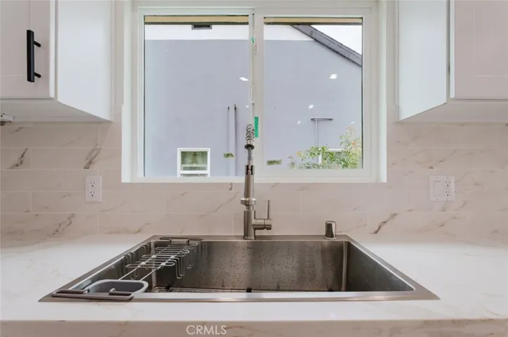 5738 Beck Avenue, North Hollywood, California 91601
