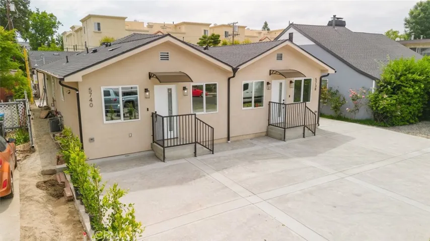 5738 Beck Avenue, North Hollywood, California 91601