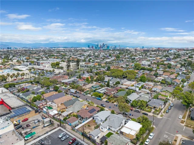 3821 S Hobart Boulevard, Los Angeles, California 90062
