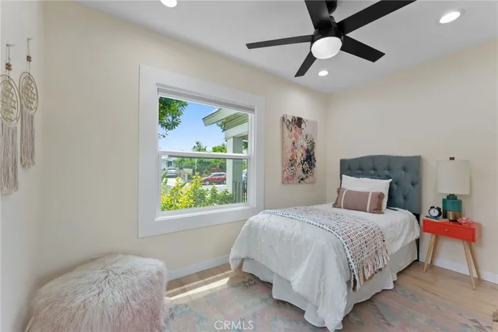 3821 S Hobart Boulevard, Los Angeles, California 90062