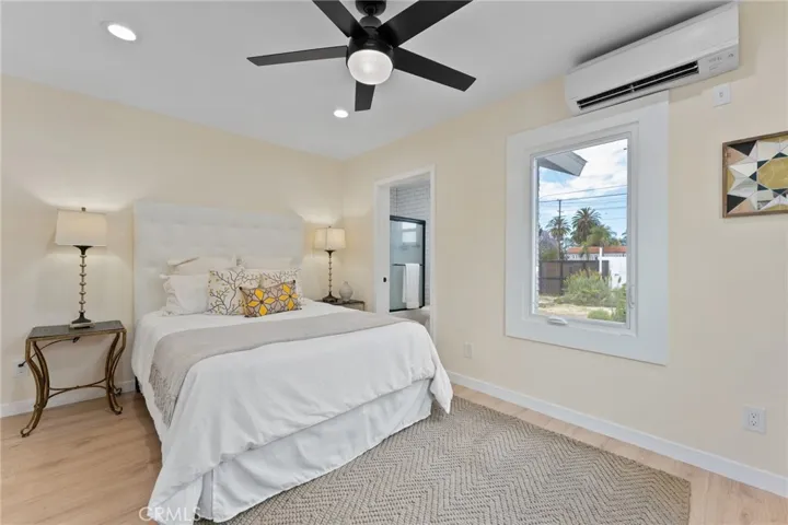 3821 S Hobart Boulevard, Los Angeles, California 90062
