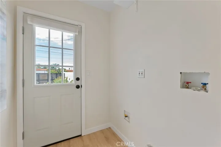 3821 S Hobart Boulevard, Los Angeles, California 90062