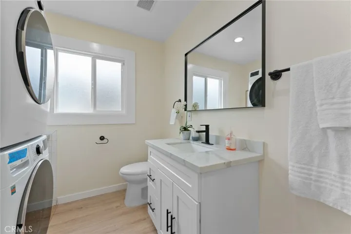 3821 S Hobart Boulevard, Los Angeles, California 90062