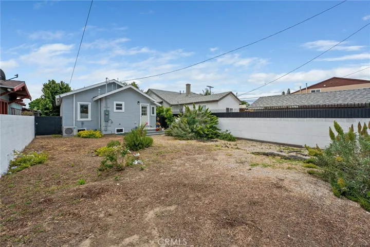 3821 S Hobart Boulevard, Los Angeles, California 90062