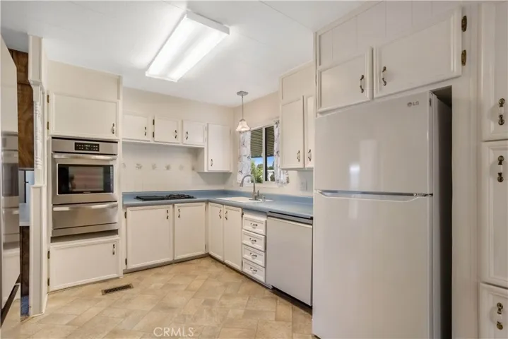 701 E Lassen 97, Chico, California 95973