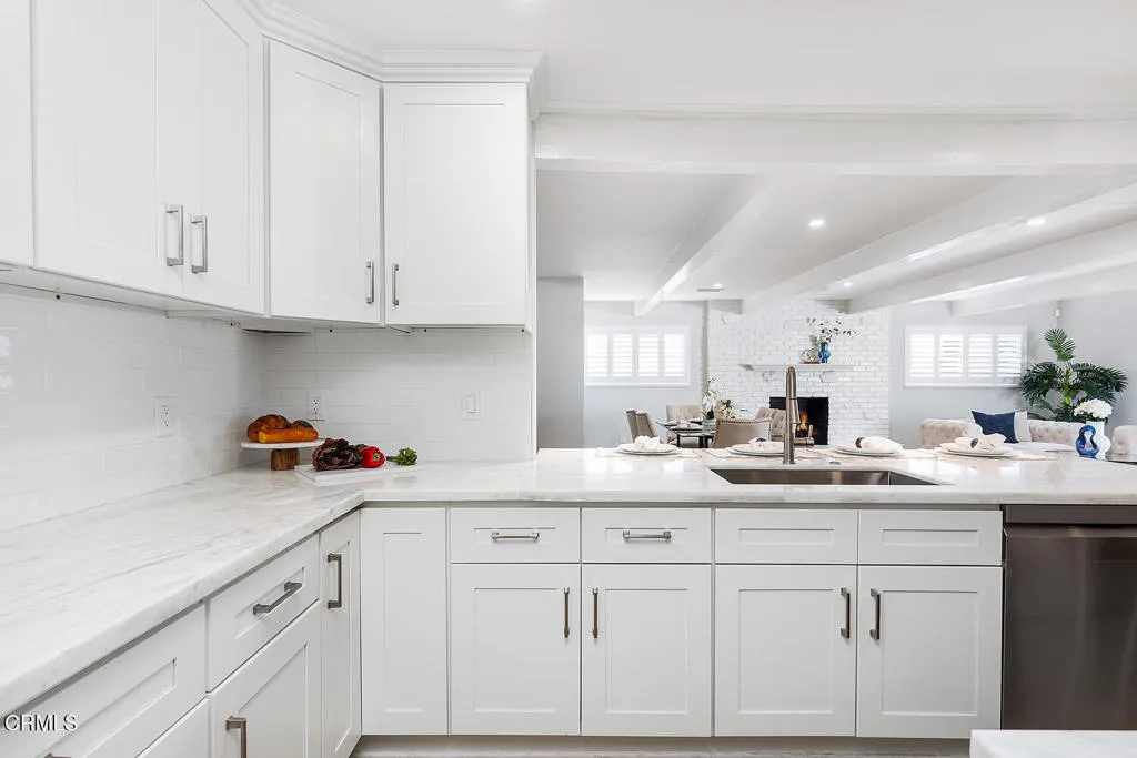 960 W Benwood St 009-mls