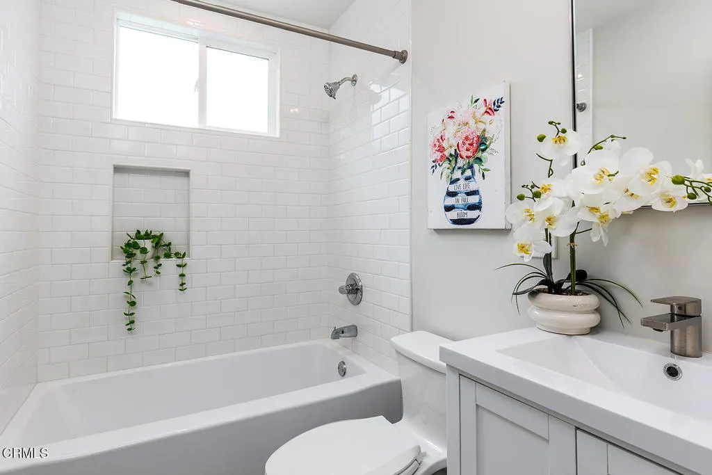 960 W Benwood St 019-mls