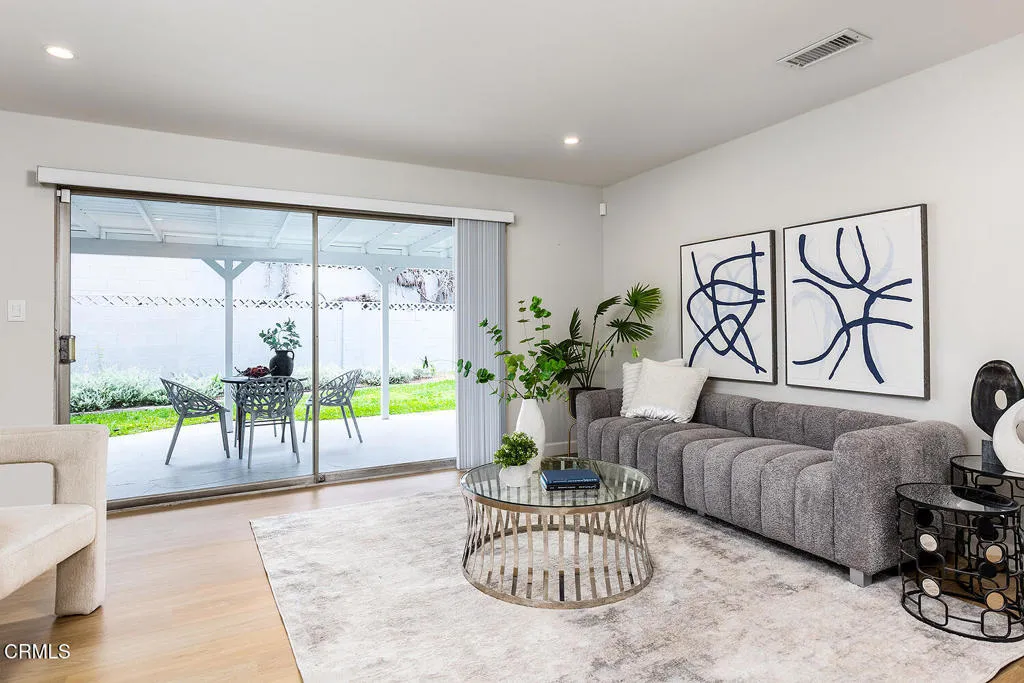 960 W Benwood St 005-mls