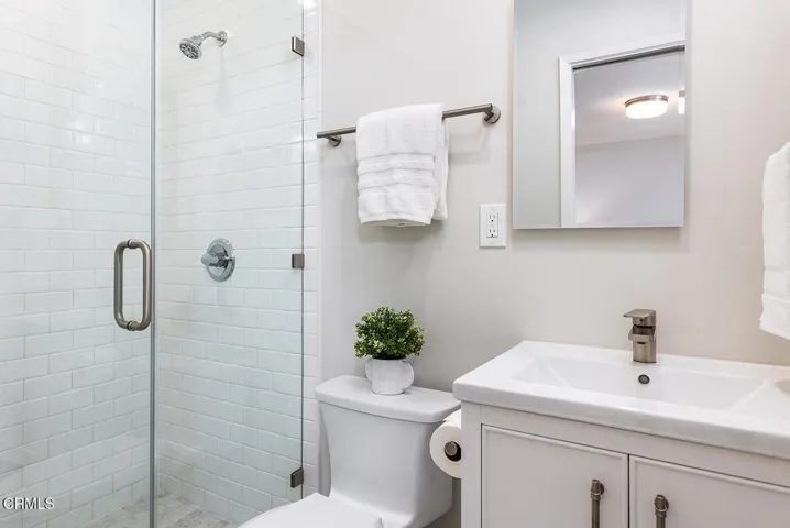 960 W Benwood St 017-mls