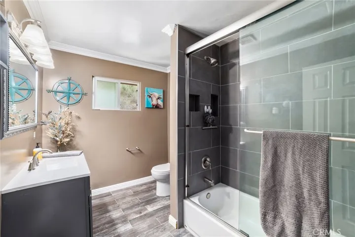 1080 1st, Norco, California 92860
