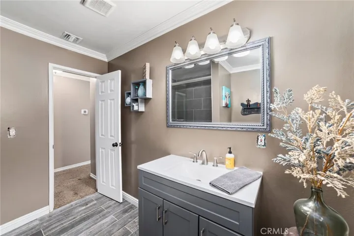 1080 1st, Norco, California 92860