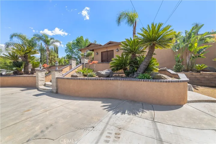 1080 1st, Norco, California 92860