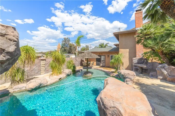1080 1st, Norco, California 92860