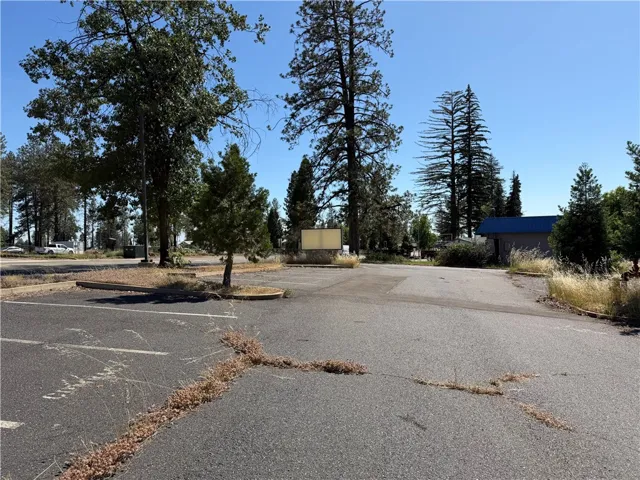 7337 Skyway, Paradise, California 95969
