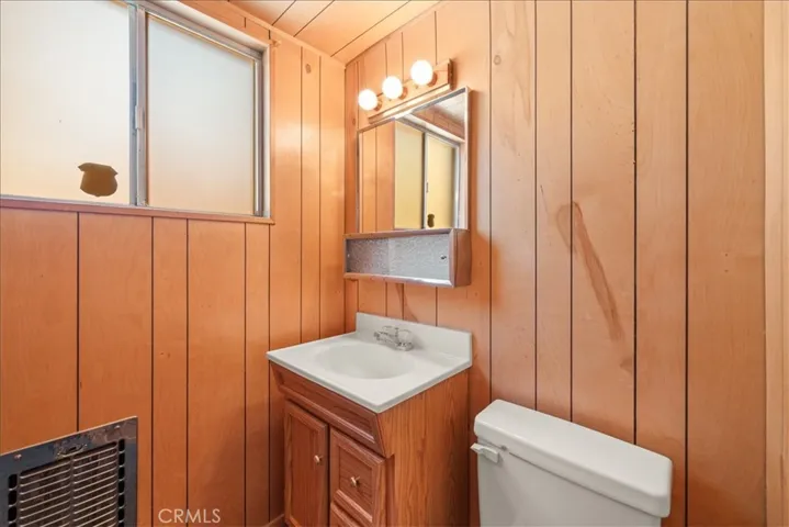 769 Lowe Drive, Big Bear Lake, California 92315