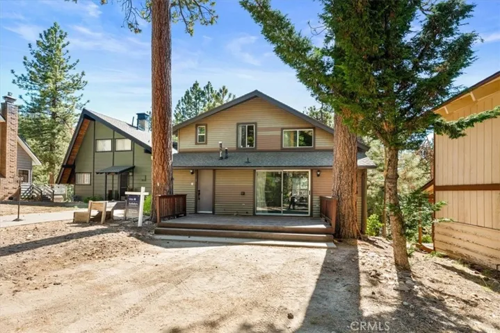 769 Lowe Drive, Big Bear Lake, California 92315