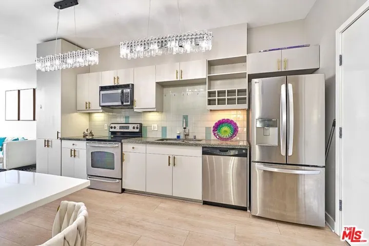 MODERN LUXURY RECTANGULAR K9 C