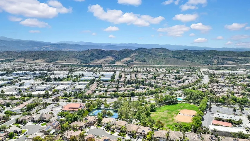 View above nearby Arroyo Vista Park
